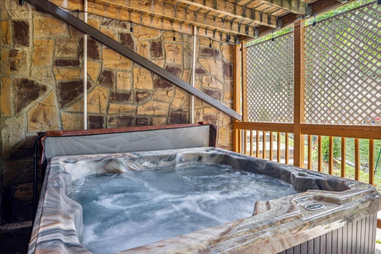 Smokey Max Chalet Sevierville Eksteriør bilde
